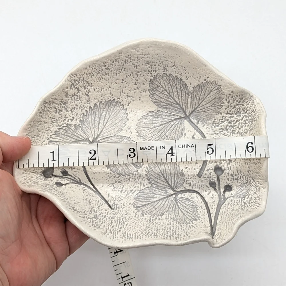 Handmade white grey strawberry plant imprint ceramic dish
